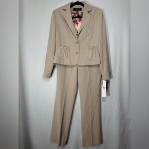 Signature By Larry Levine Women's Beige Two-Piece Pantsuit